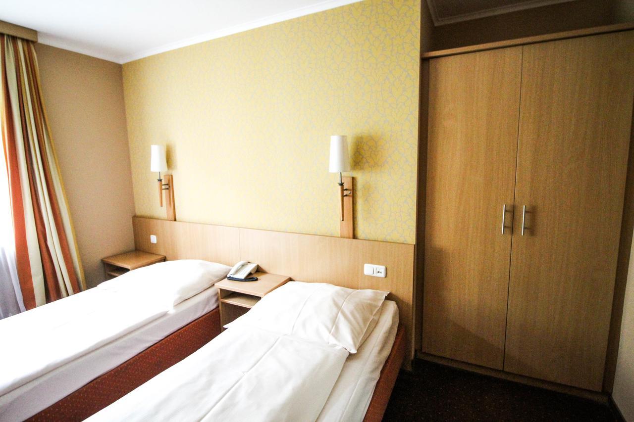 Hotel Jagerhof à Garching bei München Extérieur photo