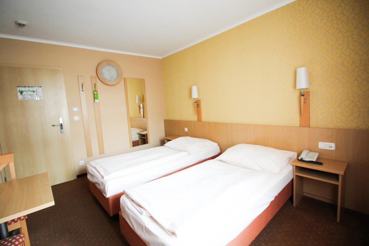 Hotel Jagerhof à Garching bei München Extérieur photo
