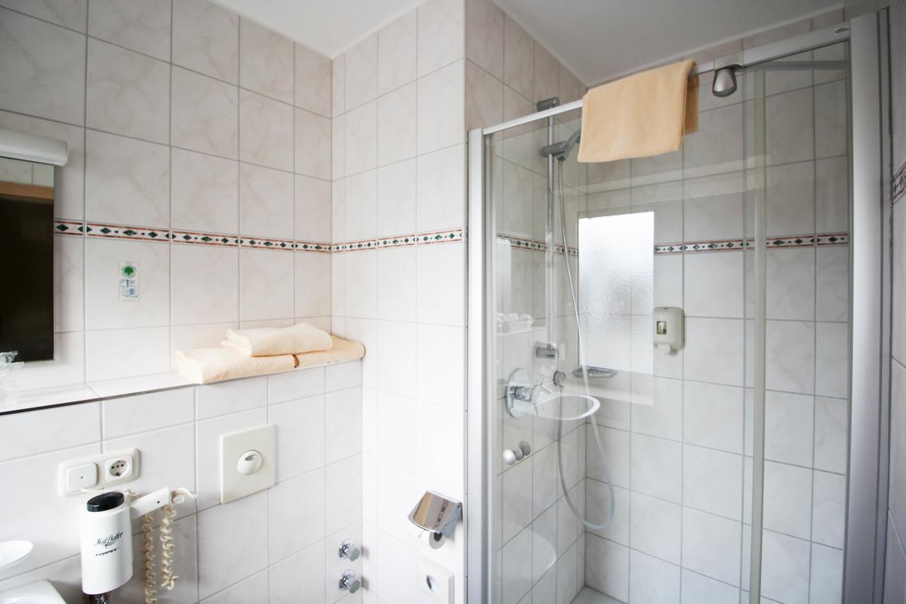 Hotel Jagerhof à Garching bei München Extérieur photo