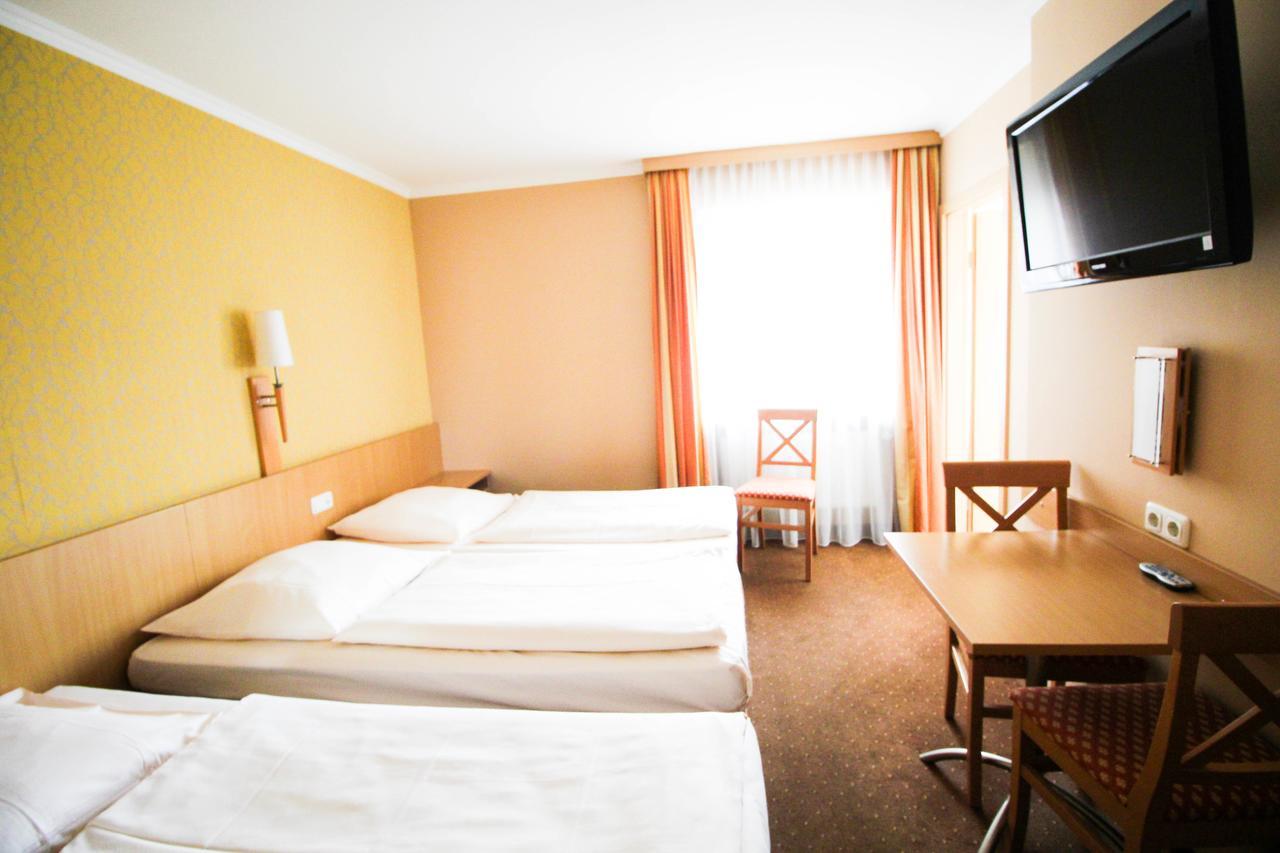 Hotel Jagerhof à Garching bei München Extérieur photo
